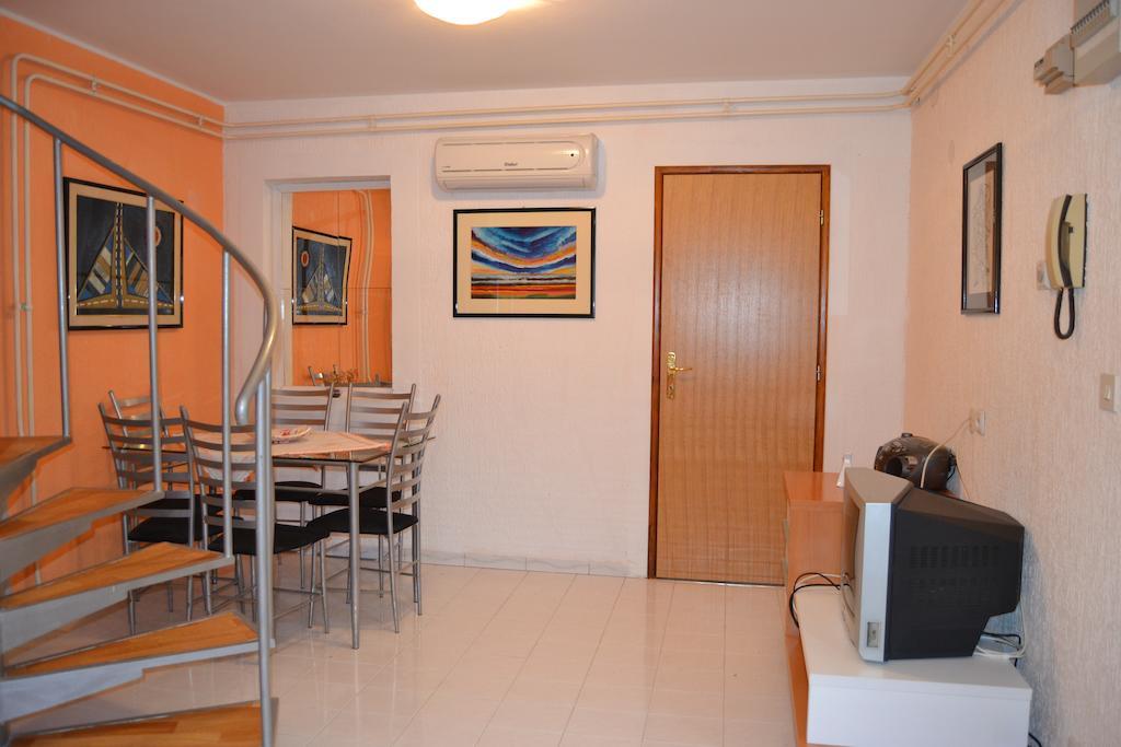 Apartments Cavae Romanae Medulin Cameră foto