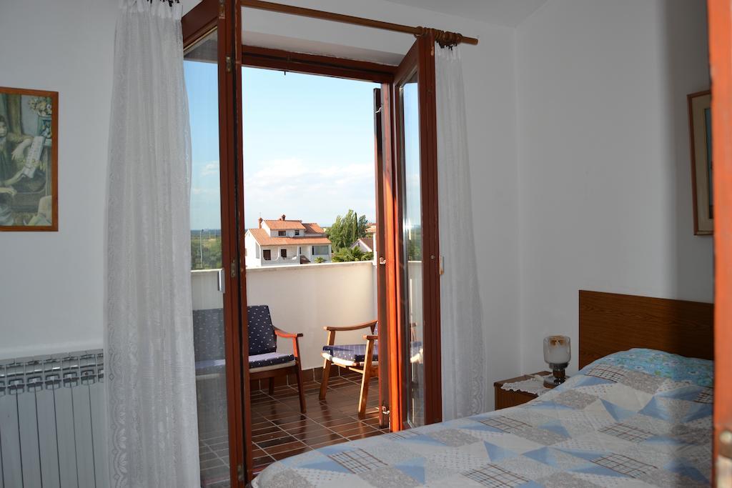 Apartments Cavae Romanae Medulin Cameră foto